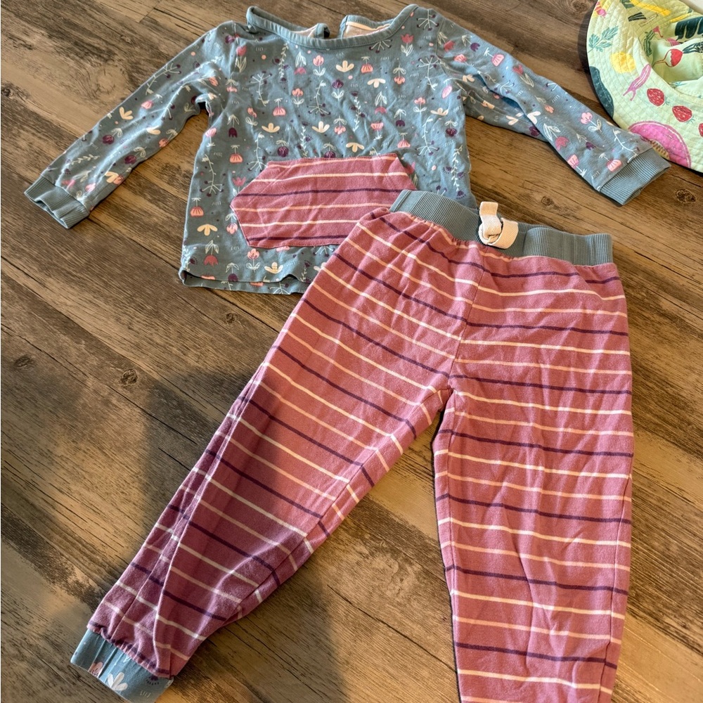 Ruffle Butts girls outfit set